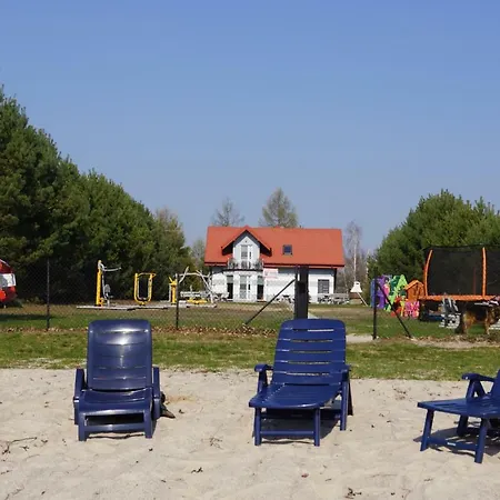 ファームステイ White ゴスティニン